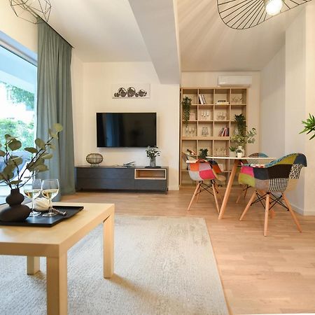 Vacation Feel - 2Br Apartment With Terrace & Private Parking In Baneasa Букурещ Екстериор снимка